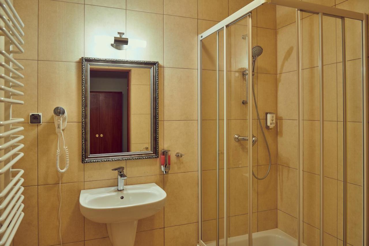 Zajazd Srebrna Gora Cracovia Exterior foto